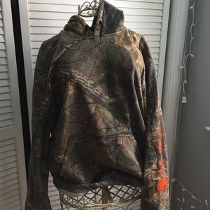 camo carhartt sweatshirt